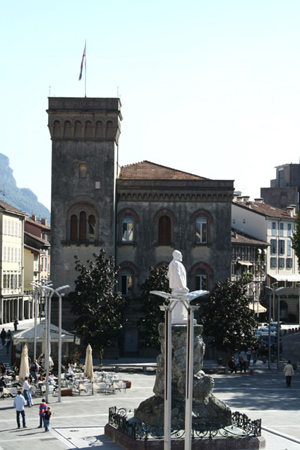 SITE (7)